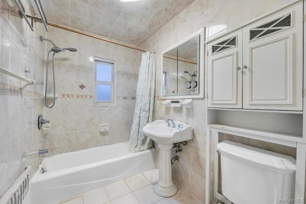 2033 E 68th Street thumbnail 16