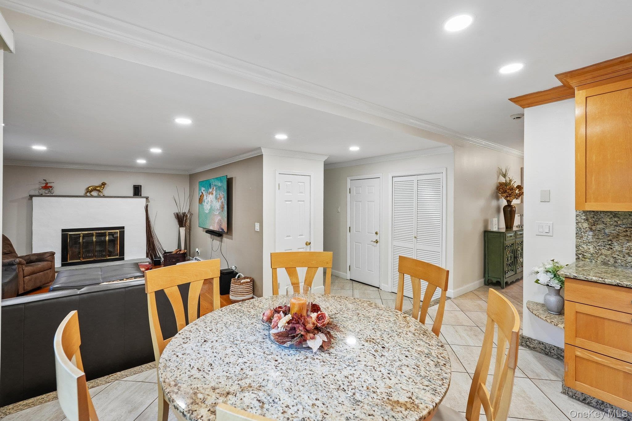 7 Edgebrook Court thumbnail 16