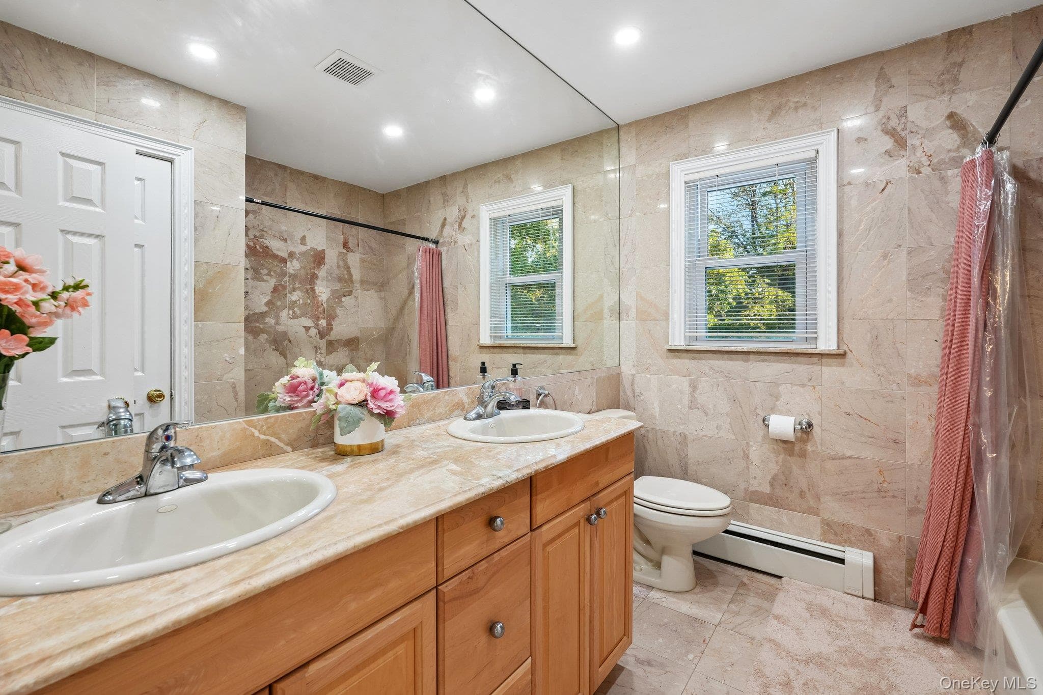 7 Edgebrook Court thumbnail 24