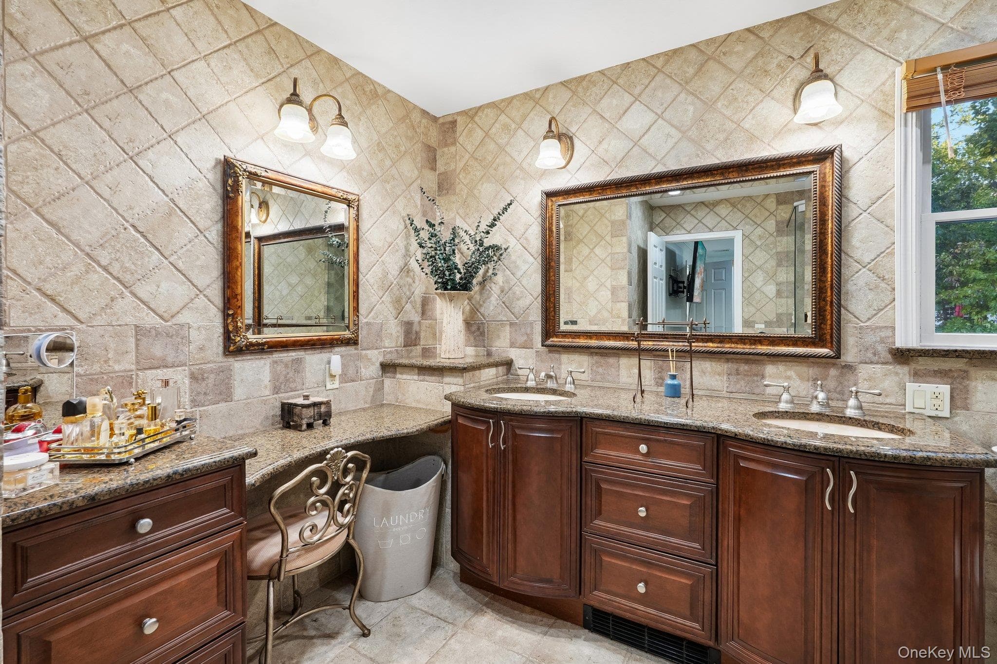 7 Edgebrook Court thumbnail 35
