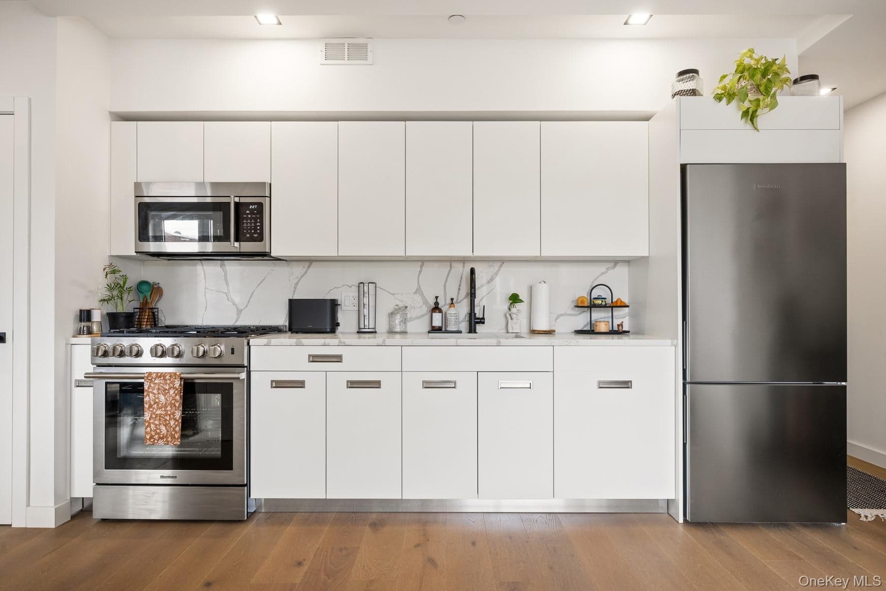 618 Avenue H Unit: 7D thumbnail 4