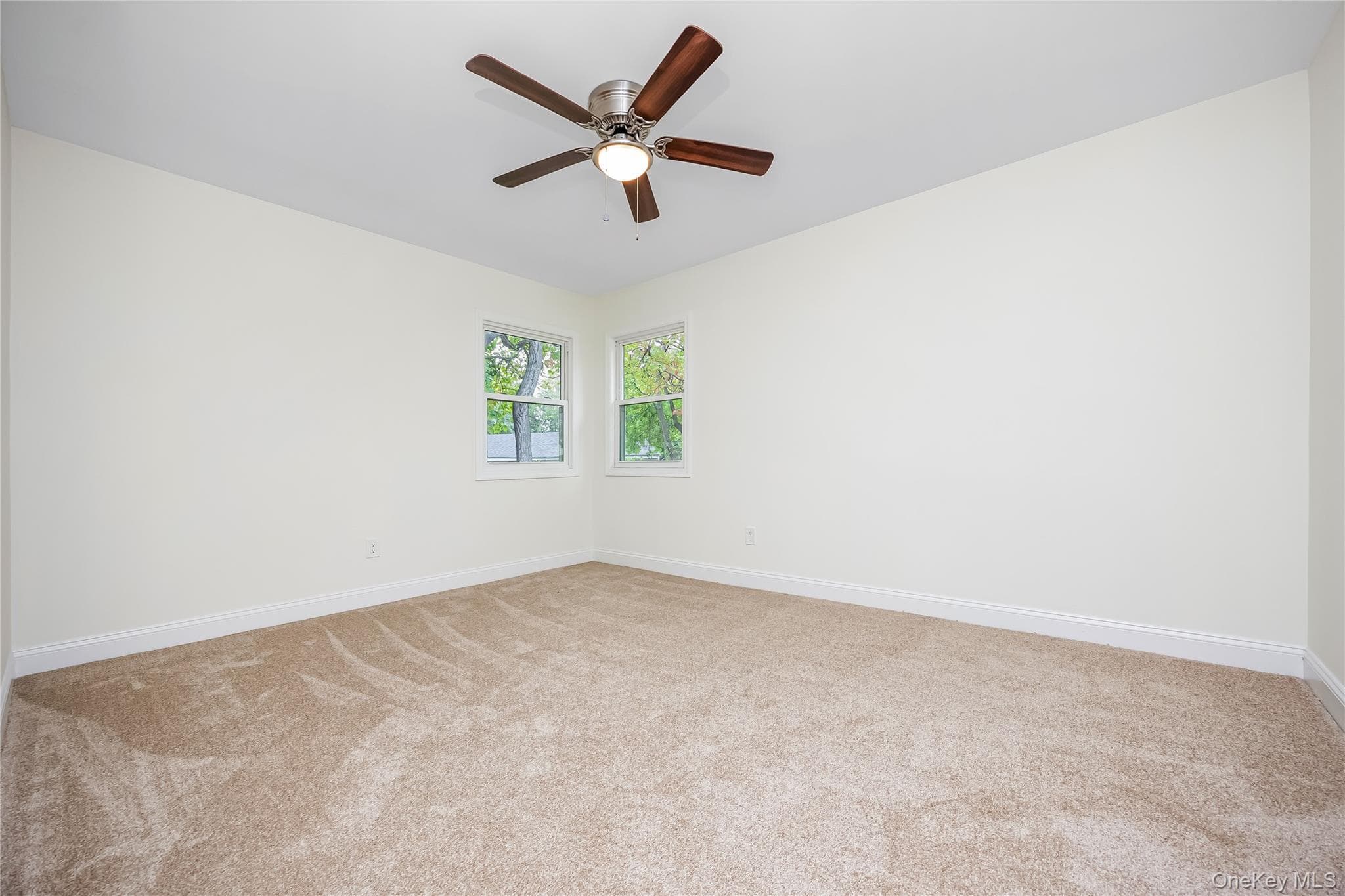 1182 E 3rd Avenue thumbnail 16
