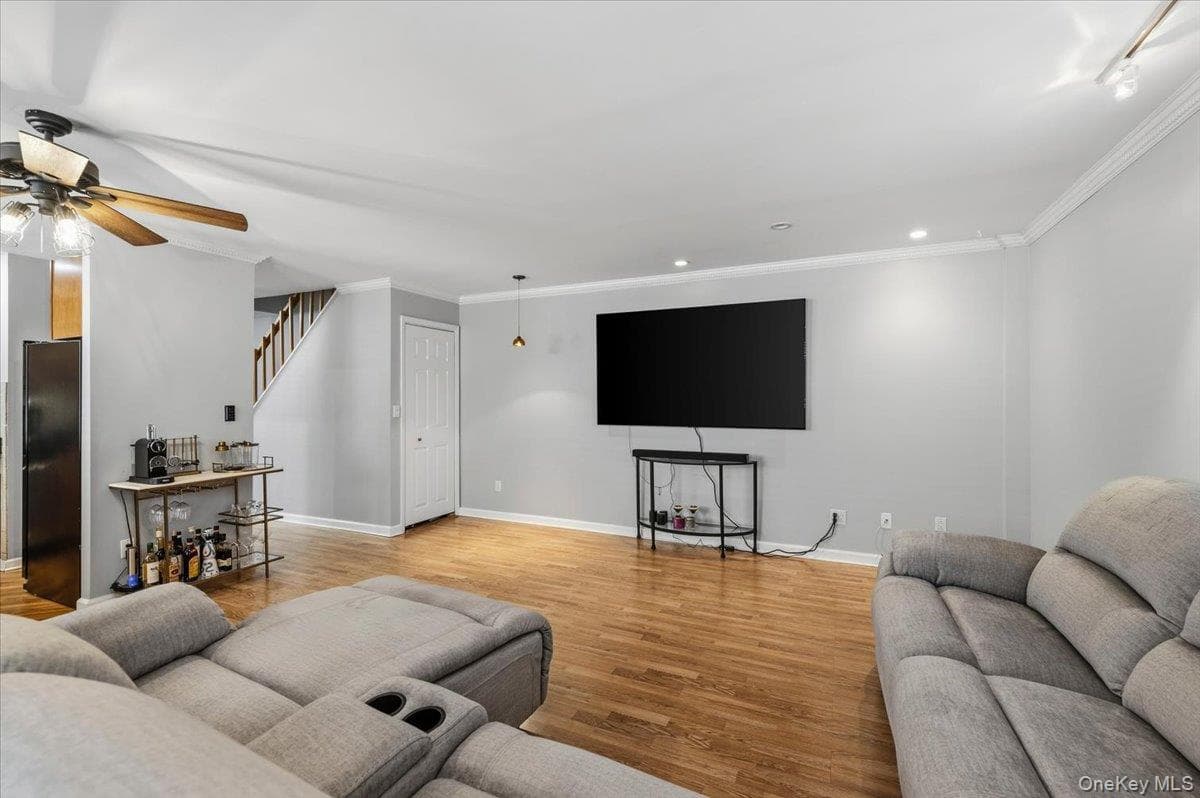 425 Shore Road Unit: 2D thumbnail 6