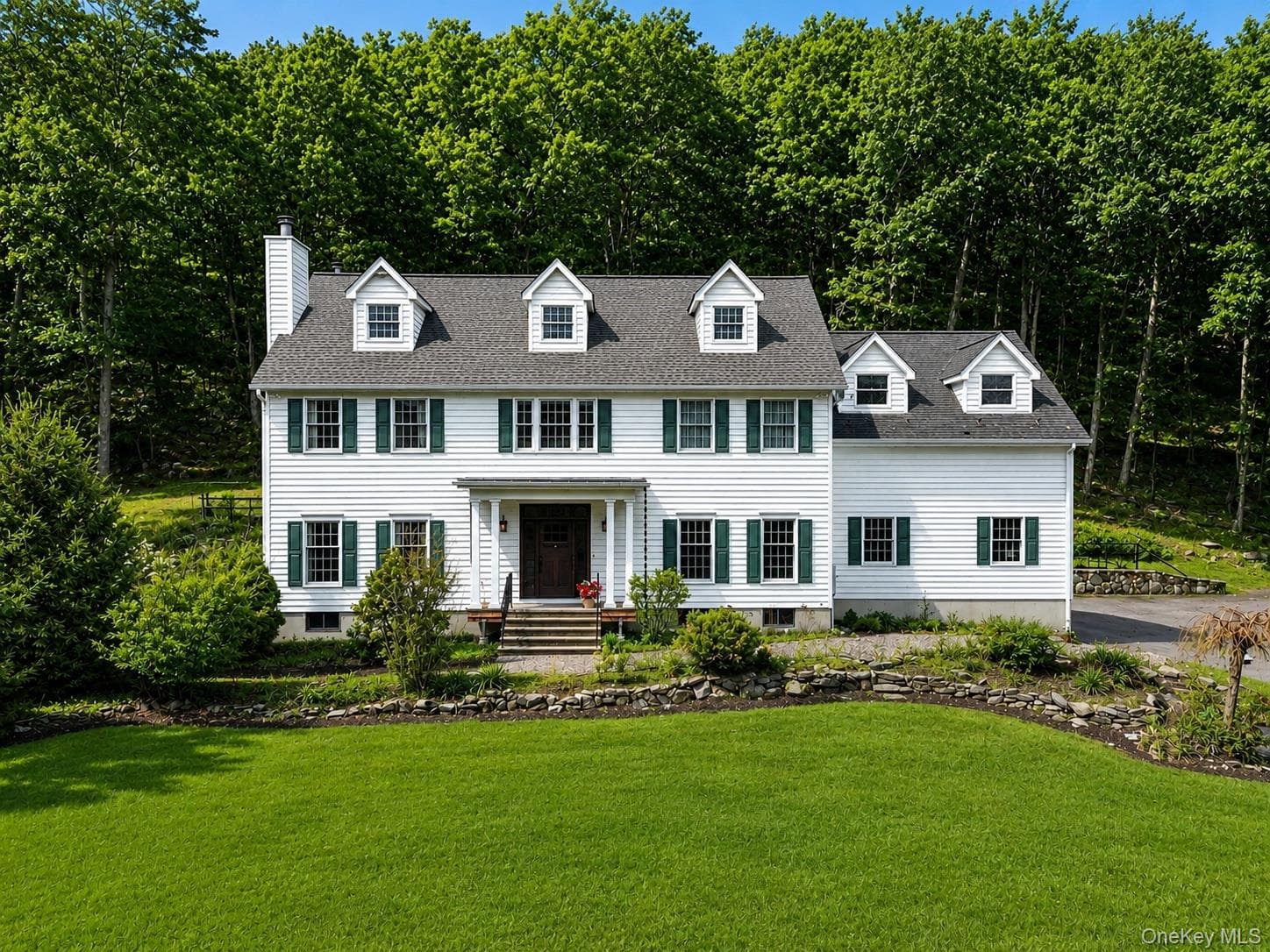 580 Oscawana Lake Road, Putnam Valley