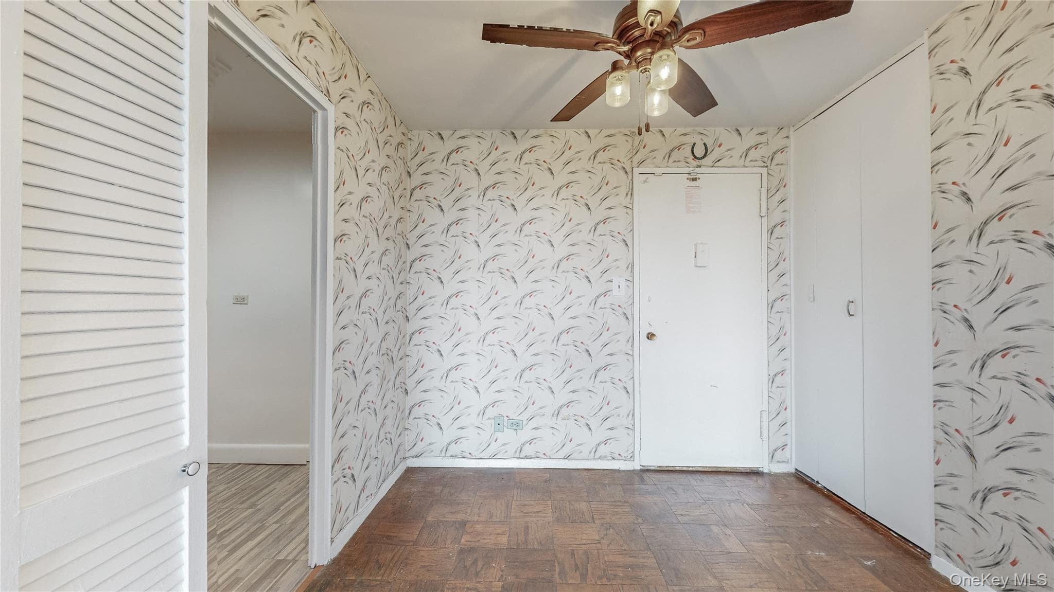 61-20 Grand Central Parkway Pkwy Unit: A704 thumbnail 3
