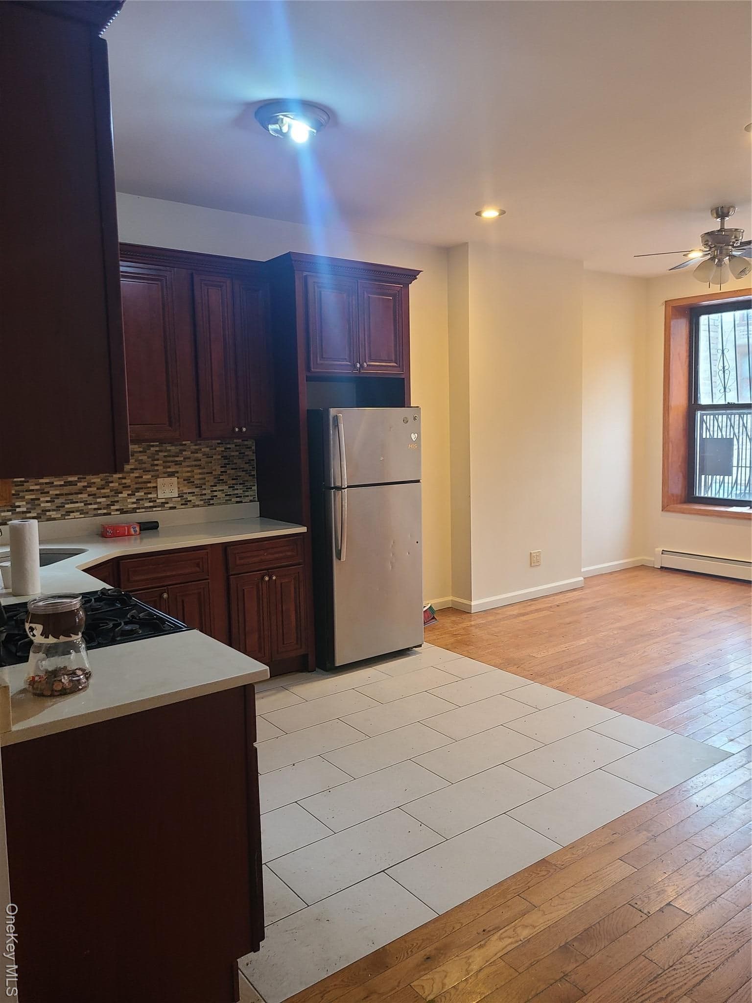 1871 Prospect Place thumbnail 10