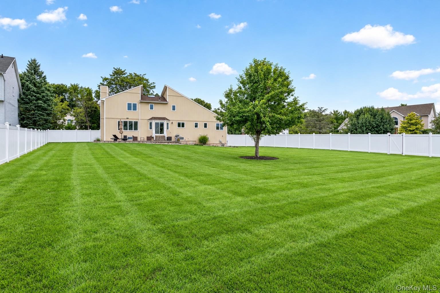 14 Lowell Drive thumbnail 46