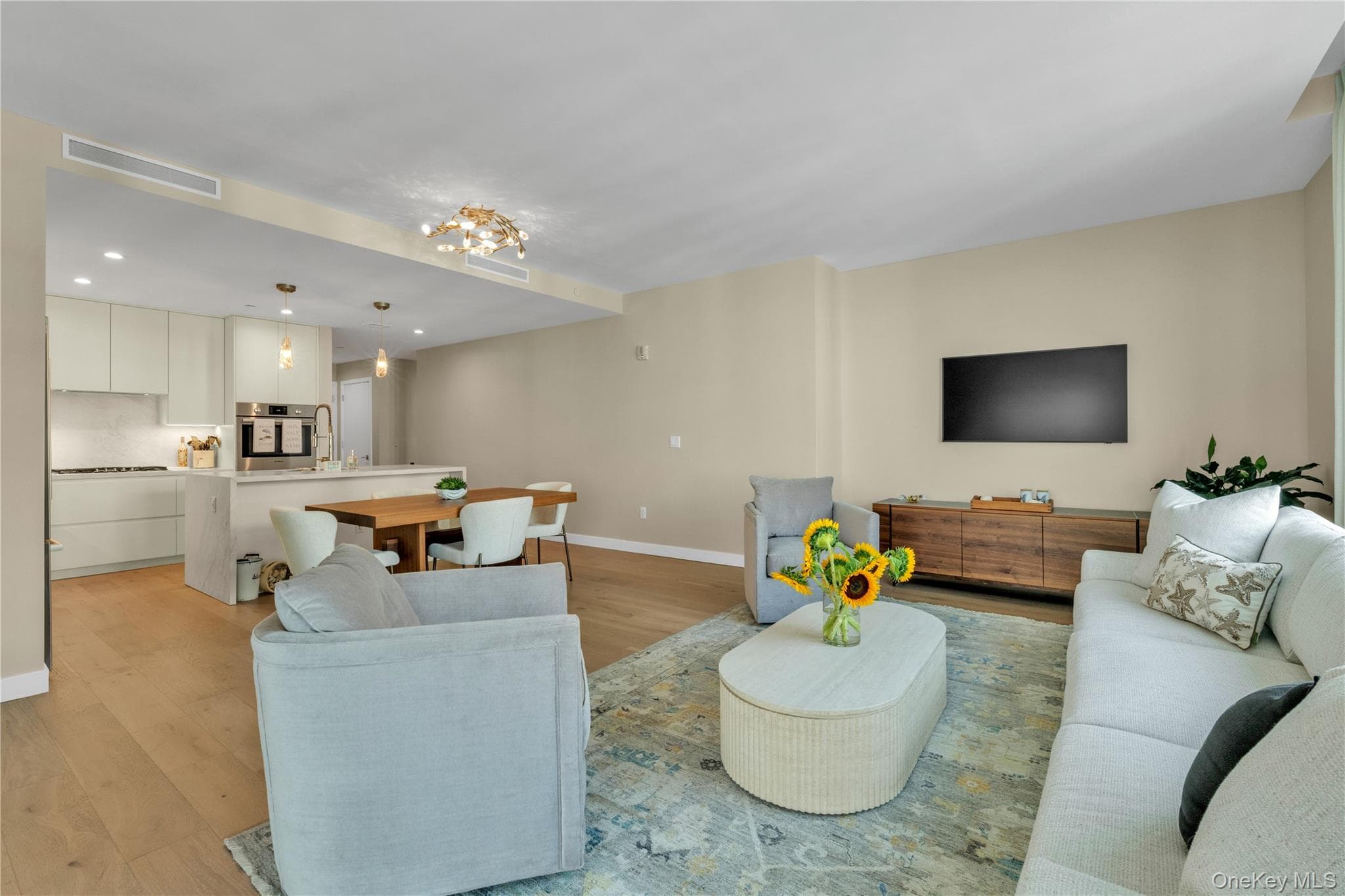 100 Boardwalk Unit: 904A thumbnail 2