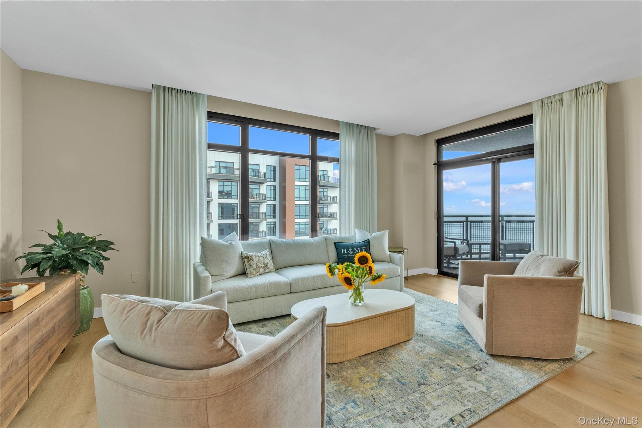 100 Boardwalk Unit: 904A, Long Beach