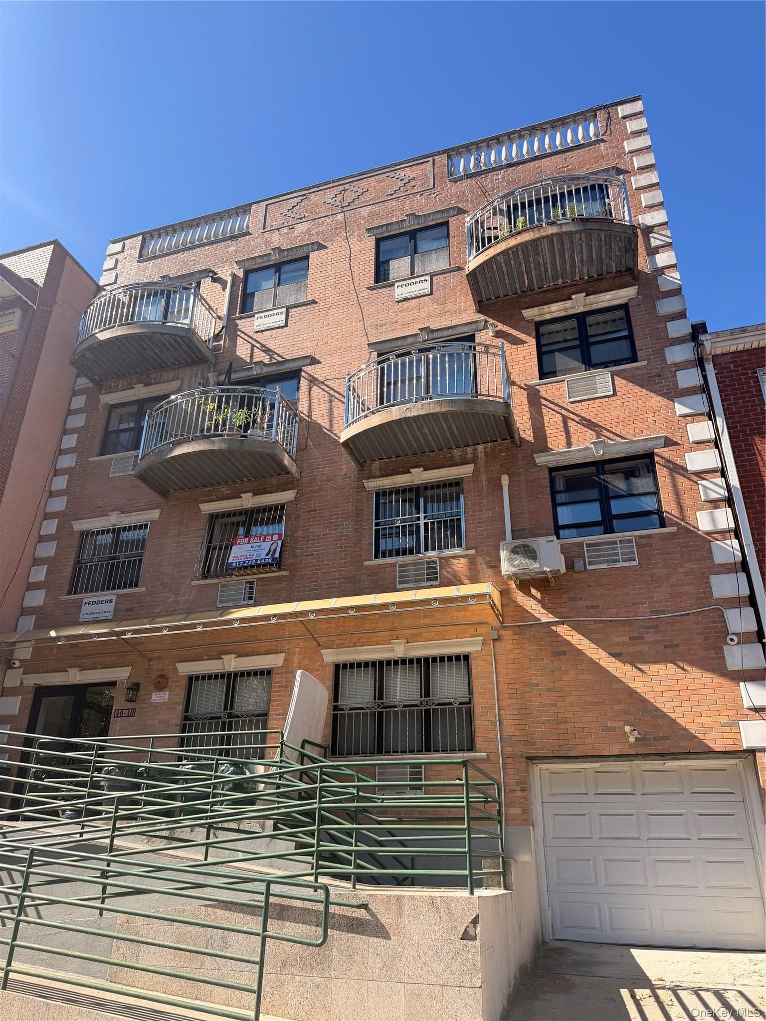 4040 68th Street Unit: 2A photo 1