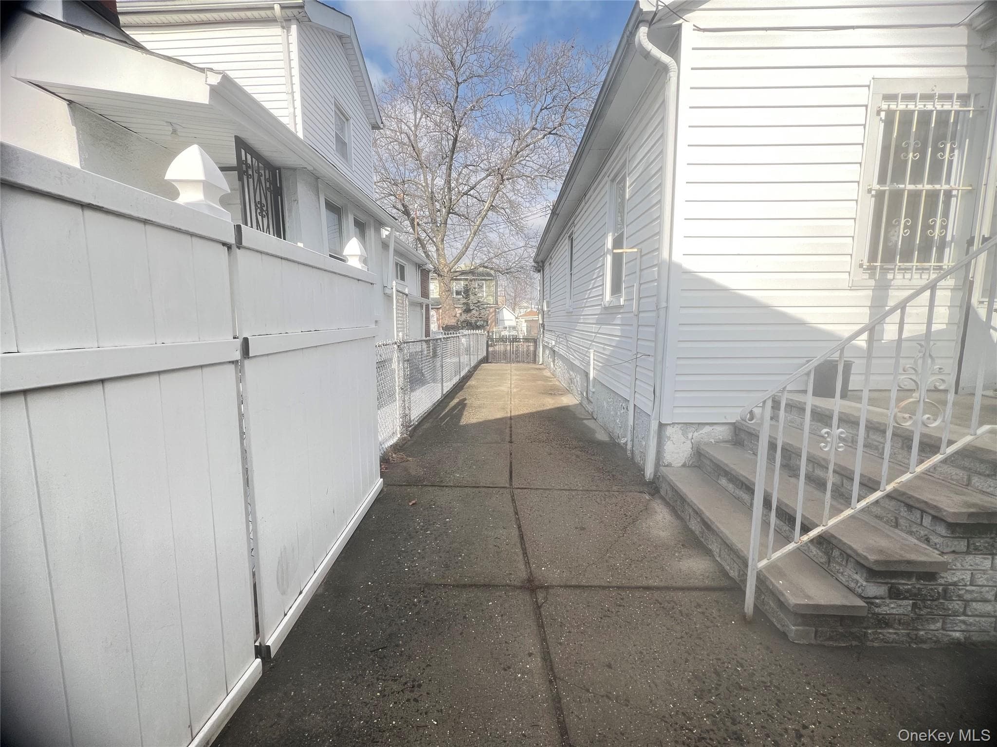 127-06 103rd Road thumbnail 12