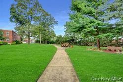 1385 Broadway Unit: A31 thumbnail 16
