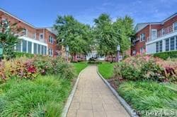 1385 Broadway Unit: A31 thumbnail 15