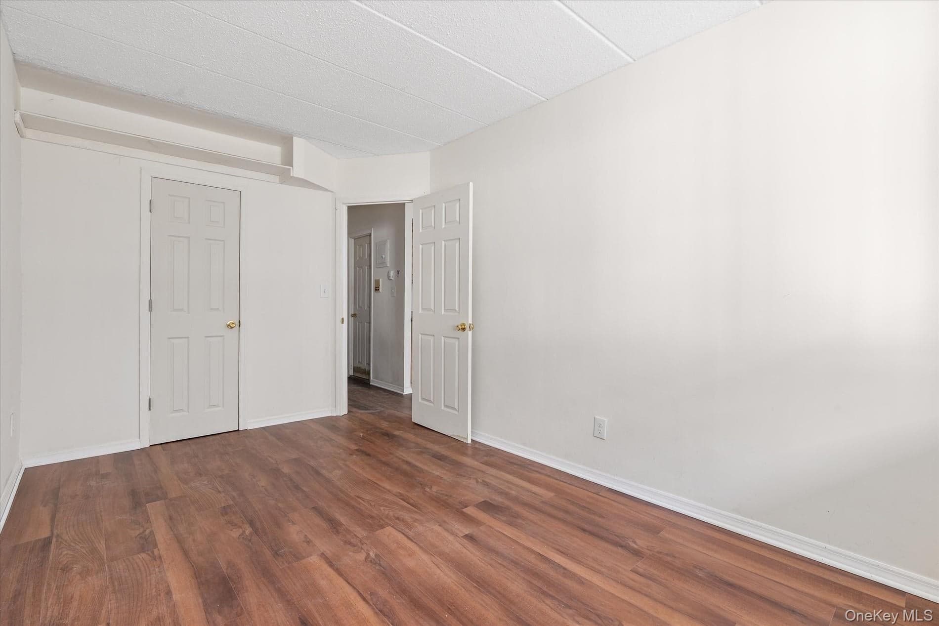 140-12 33rd Avenue Unit: 101 thumbnail 8