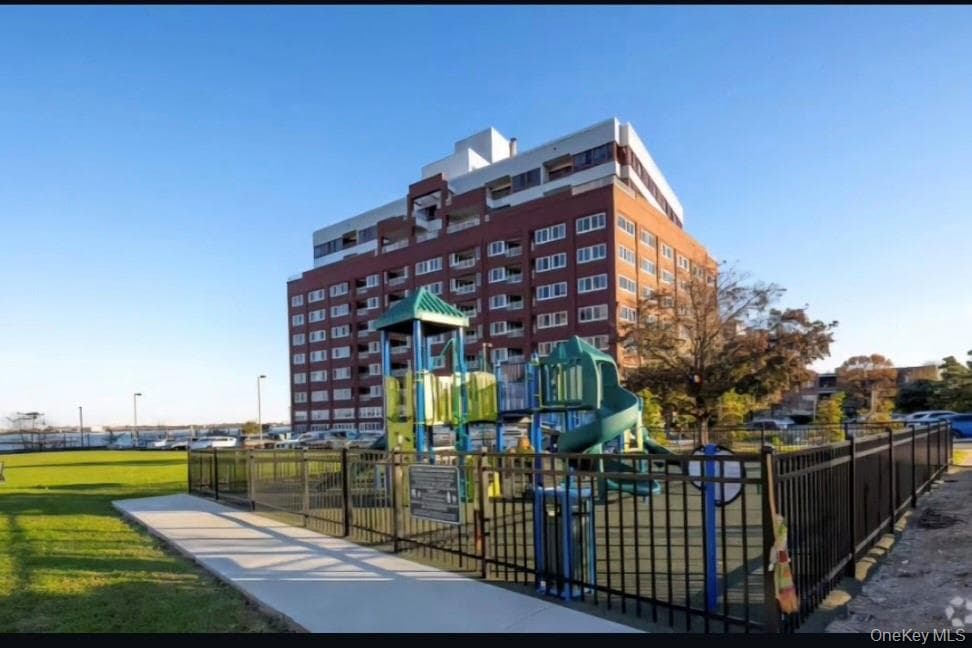 80 Bay Street Landing LNDG Unit: 6E thumbnail 21
