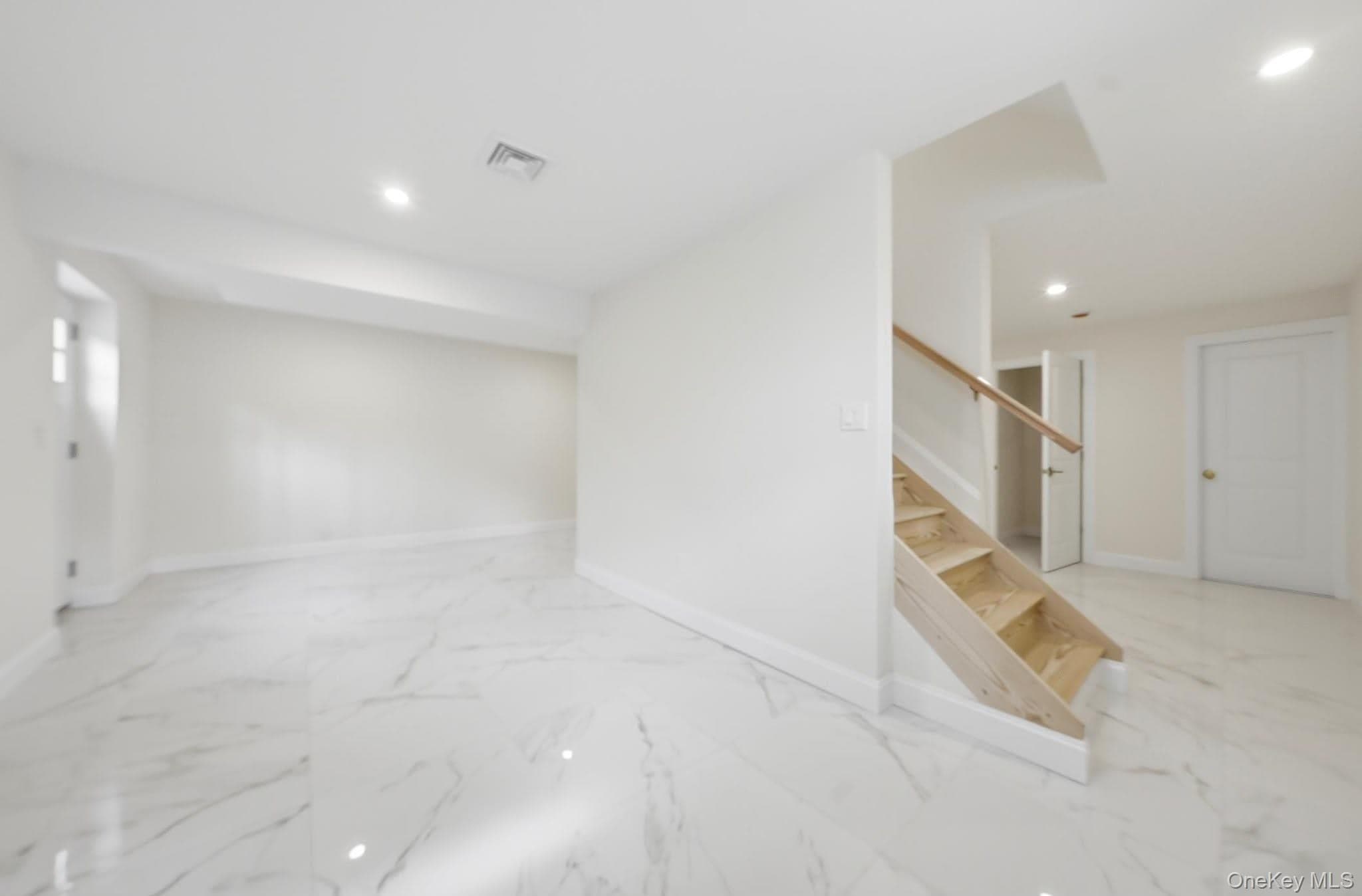 136 Udall Road thumbnail 25