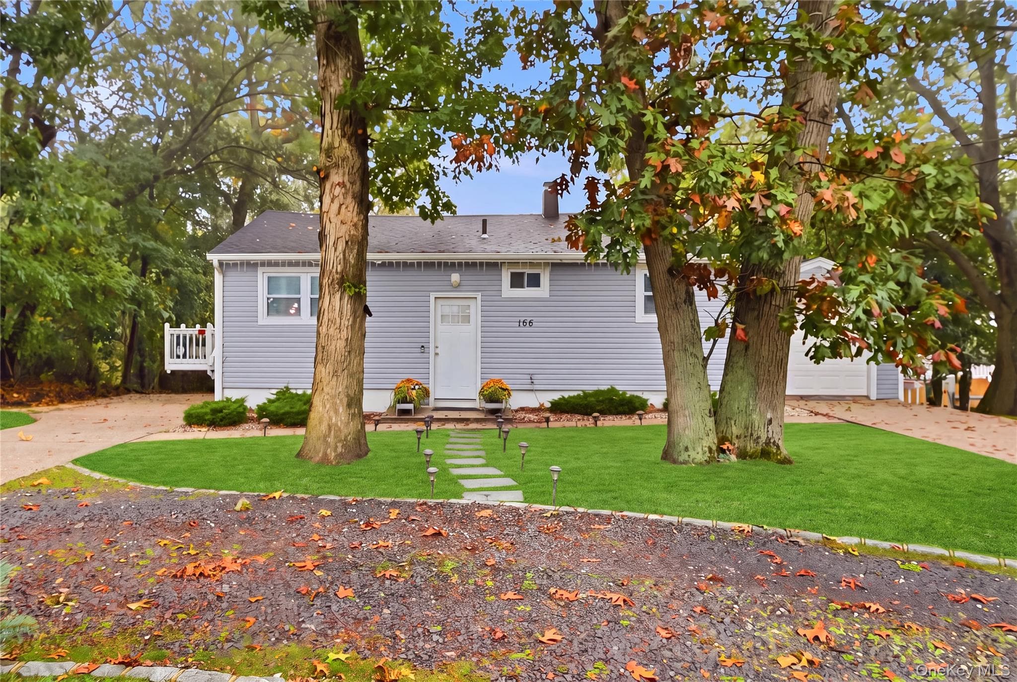 165 Berkshire Drive thumbnail 7