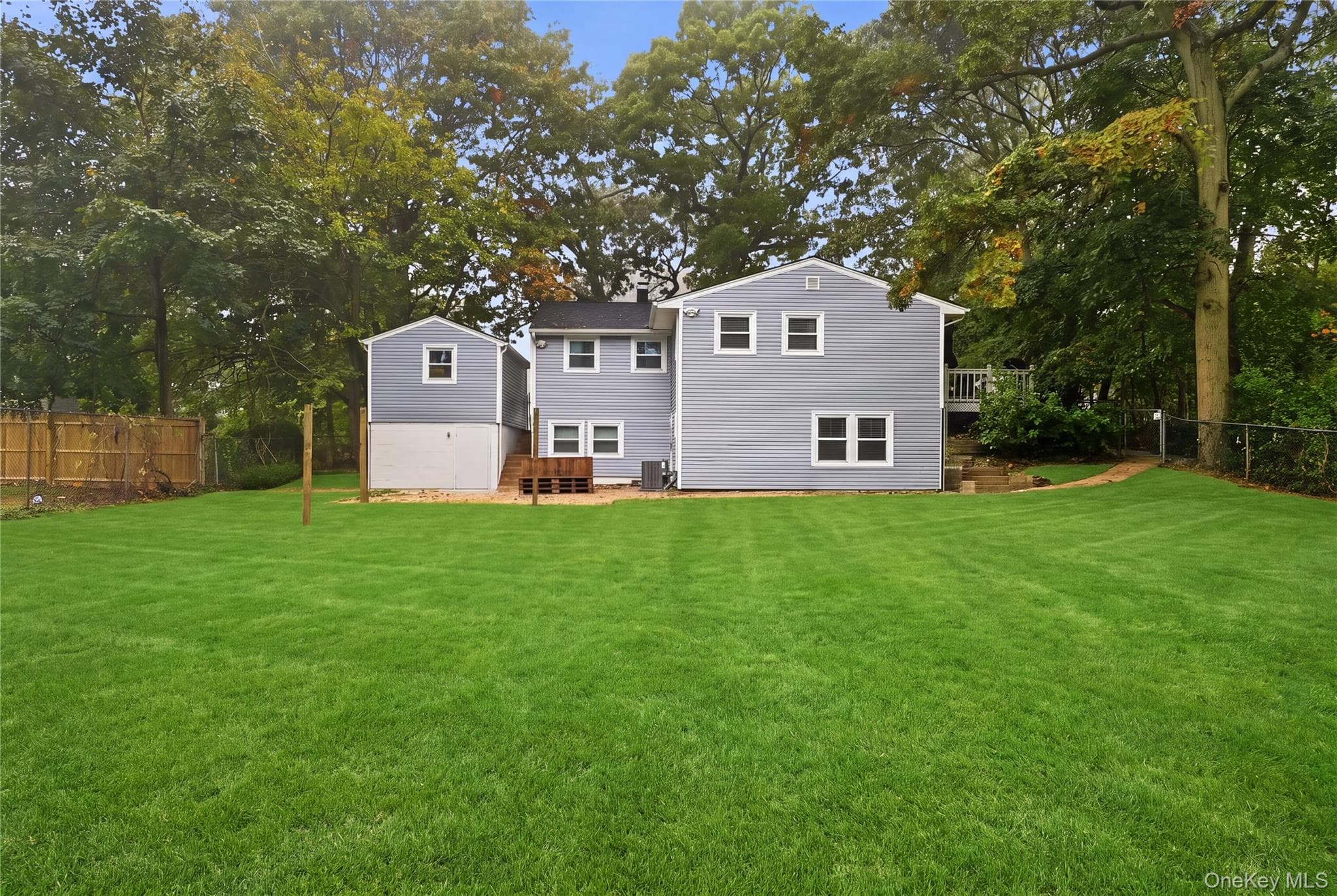 165 Berkshire Drive thumbnail 34