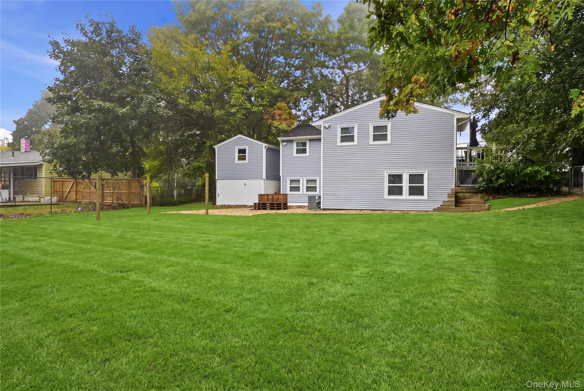 165 Berkshire Drive thumbnail 9