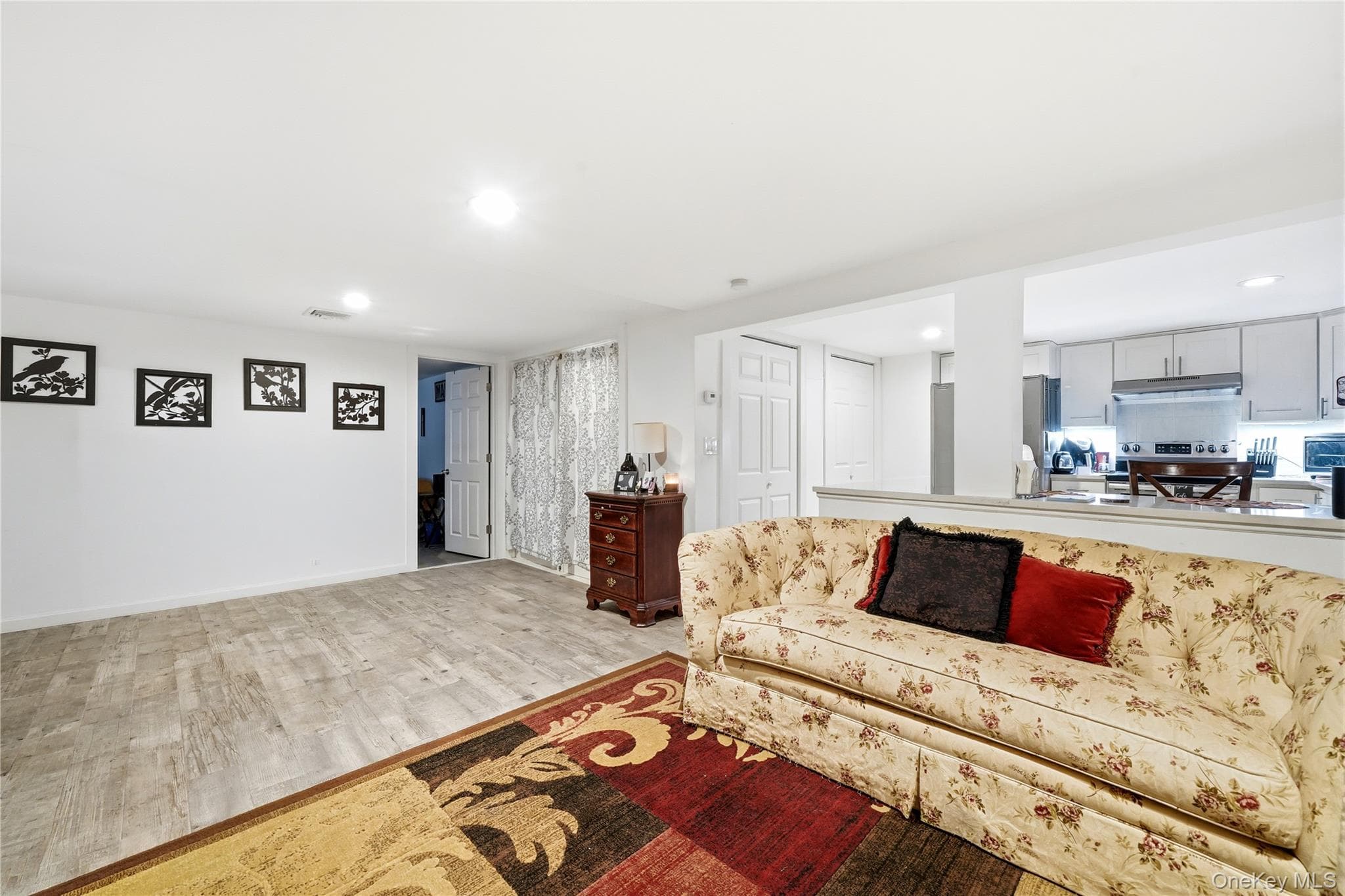 165 Berkshire Drive thumbnail 29