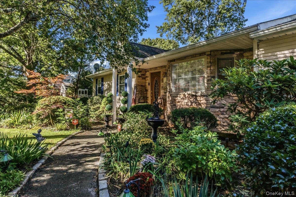 18 Linden Avenue thumbnail 2