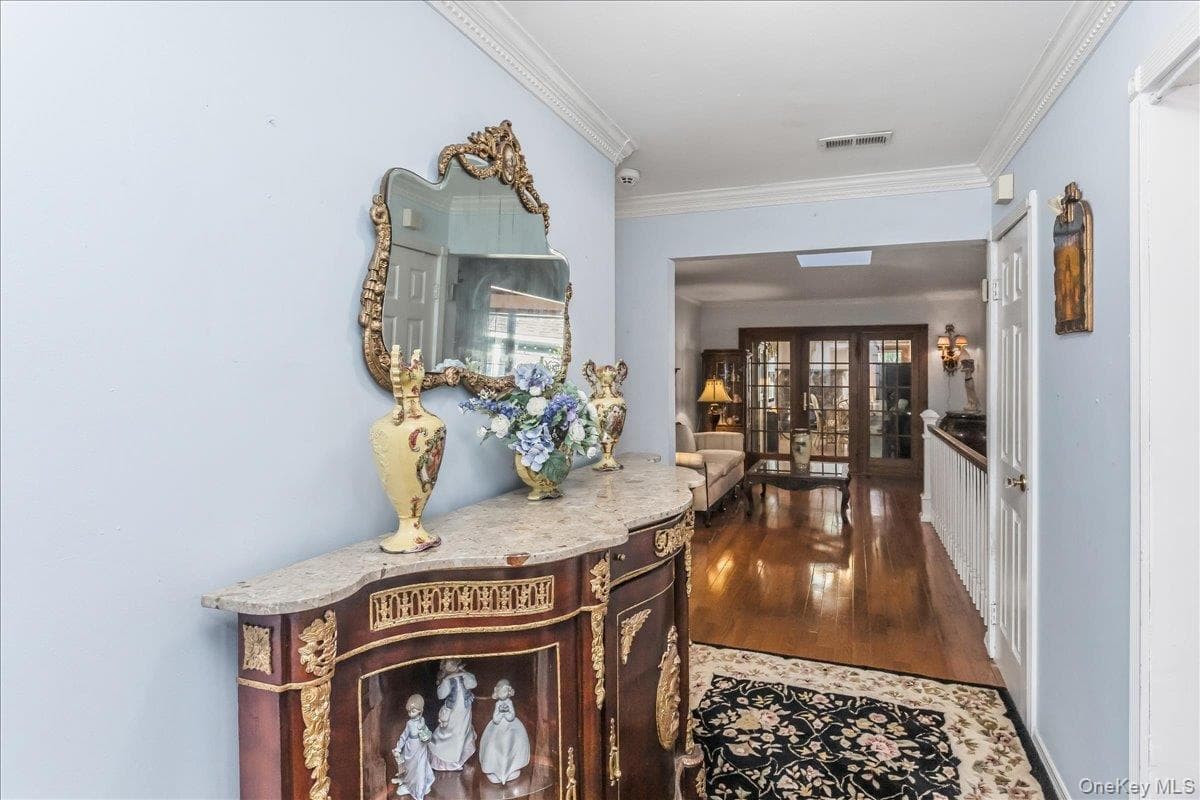 18 Linden Avenue thumbnail 3