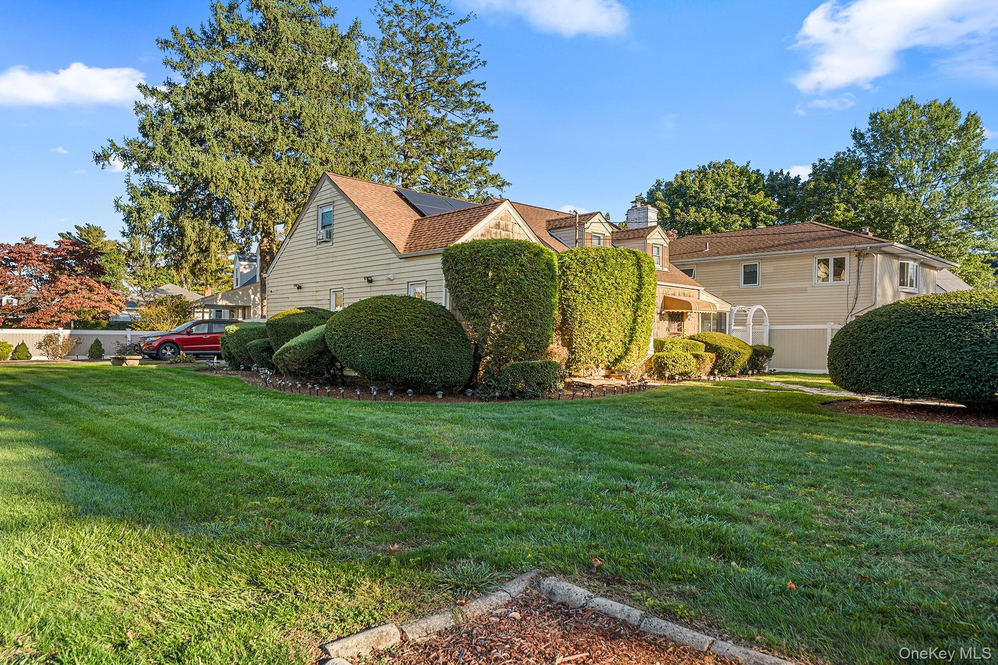 108 Beverly Road thumbnail 20
