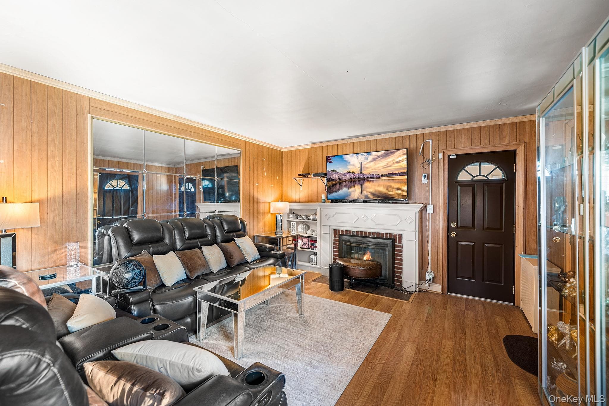 108 Beverly Road thumbnail 3