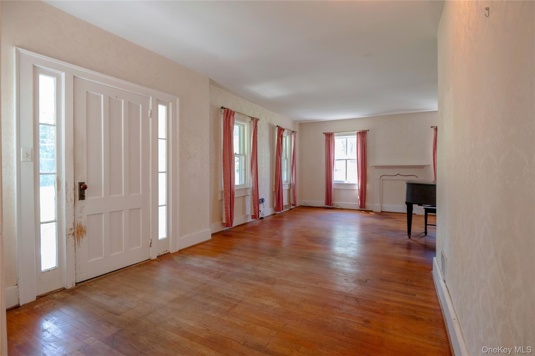 1402 Albany Avenue thumbnail 11