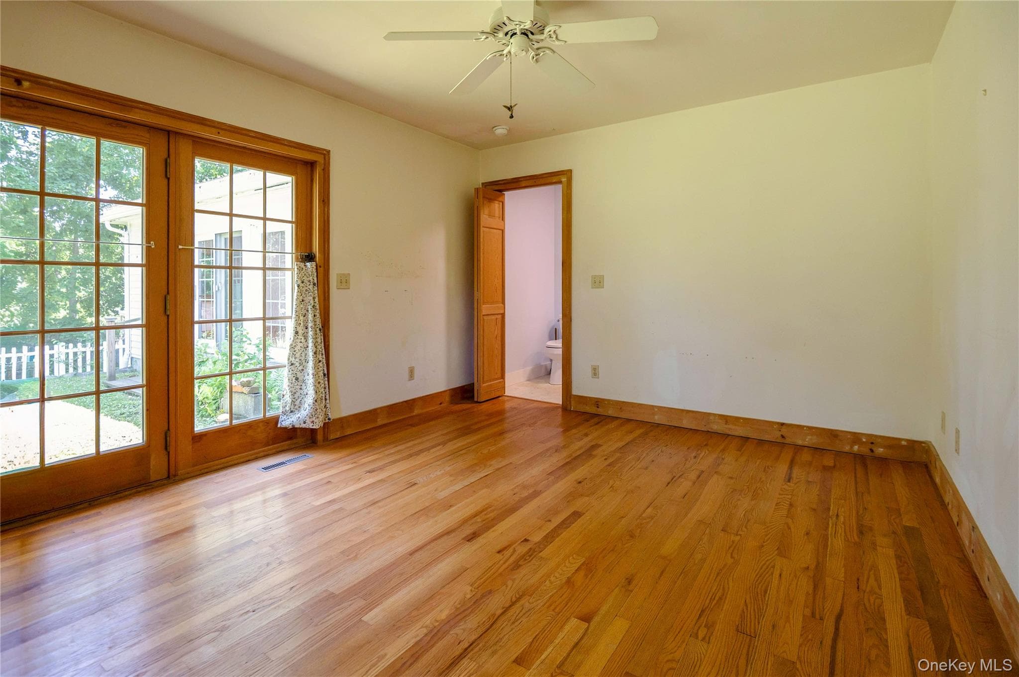 1402 Albany Avenue thumbnail 18