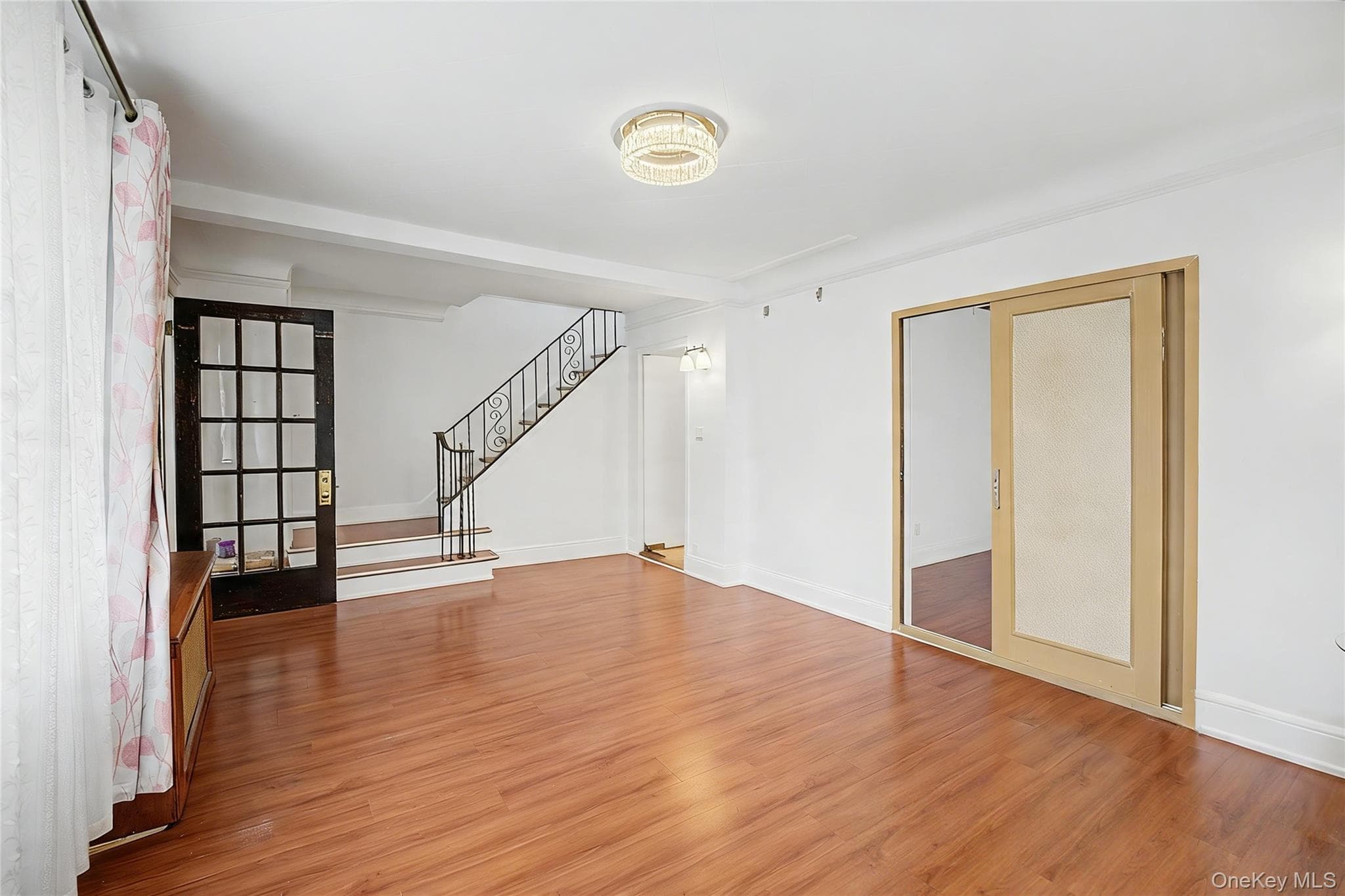 29 Holland Avenue thumbnail 4