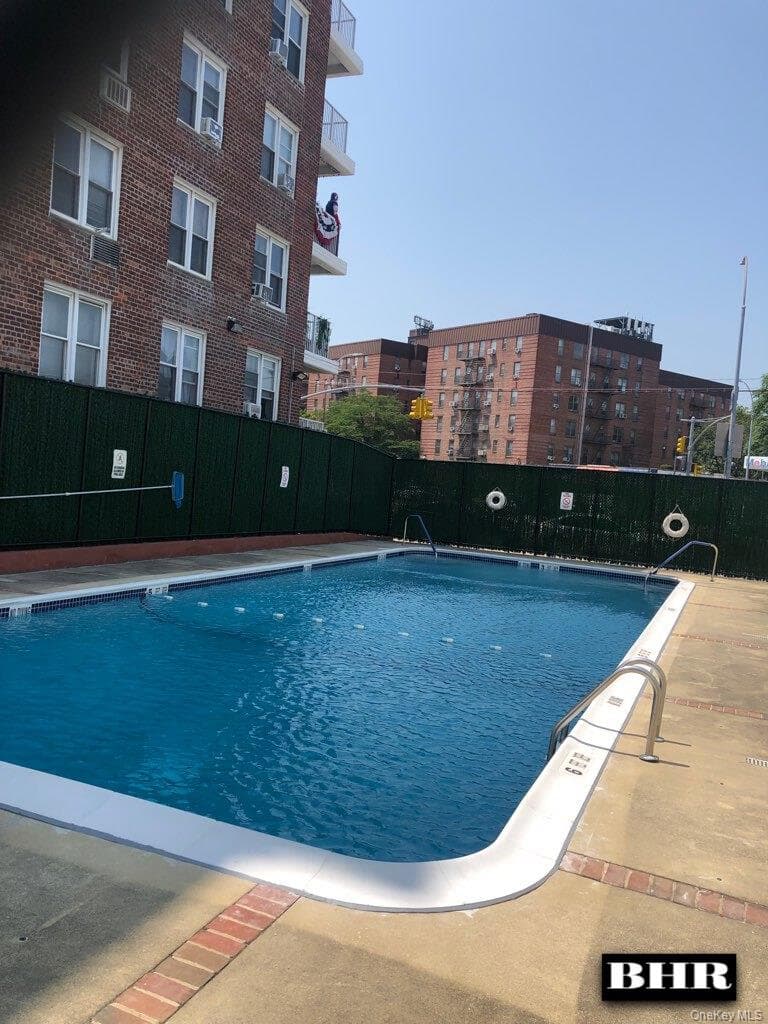 2265 Gerritsen Avenue Unit: 6S thumbnail 2