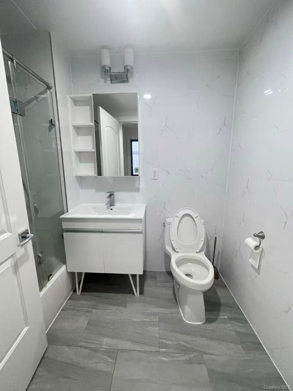 144-27 Sanford Avenue Unit: 2C thumbnail 4
