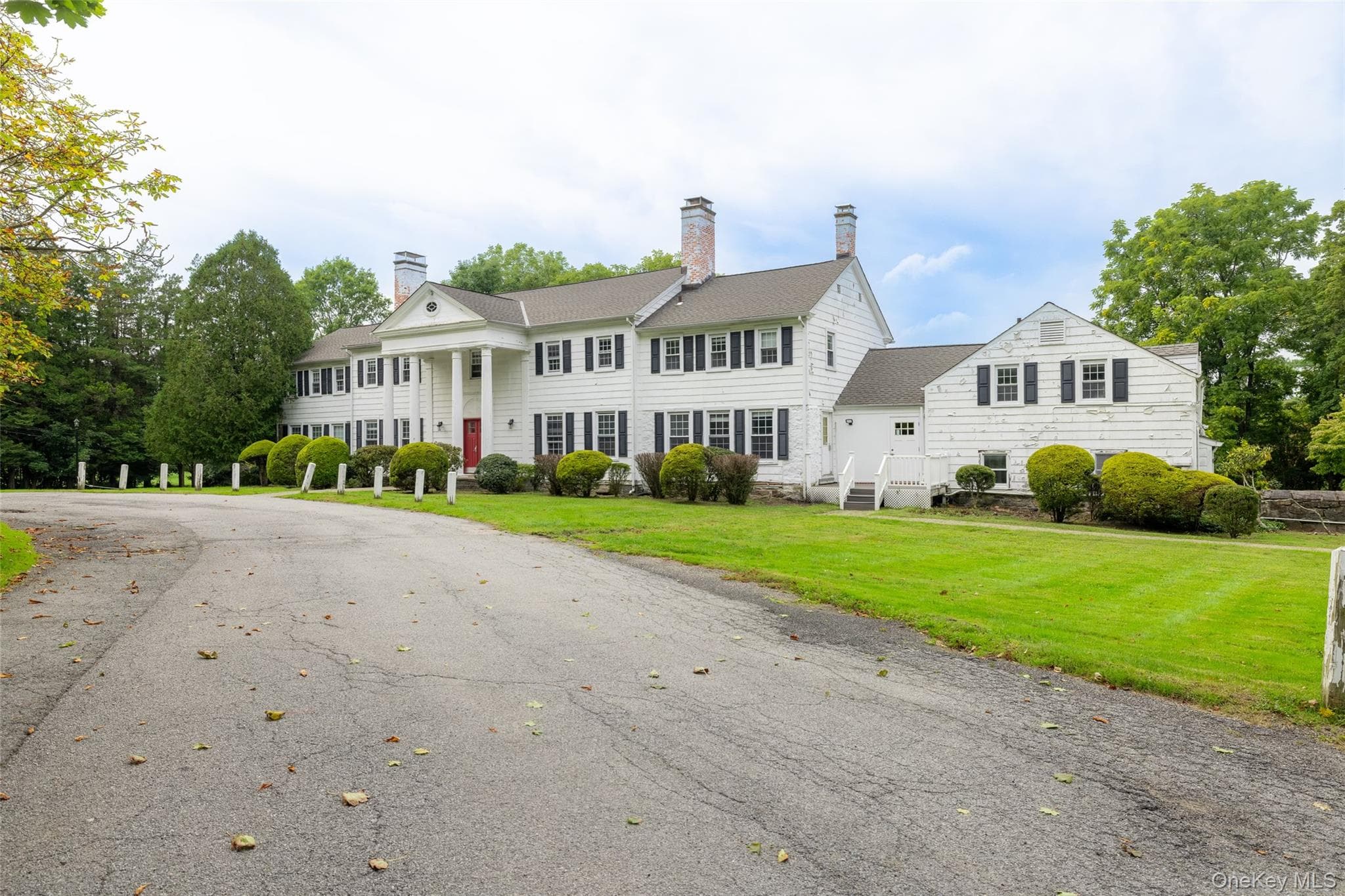 600 Bedford Road thumbnail 2