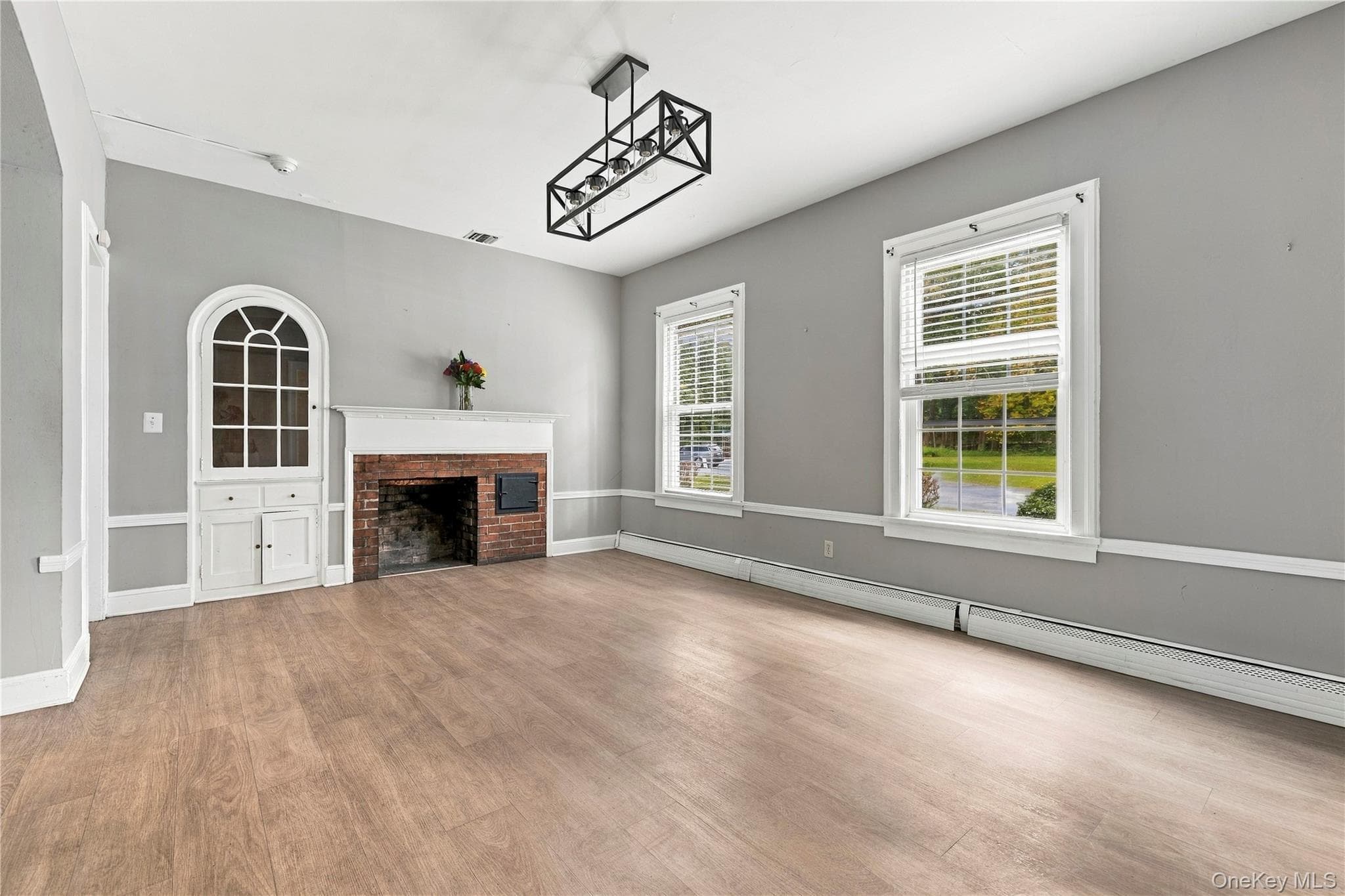 600 Bedford Road thumbnail 10