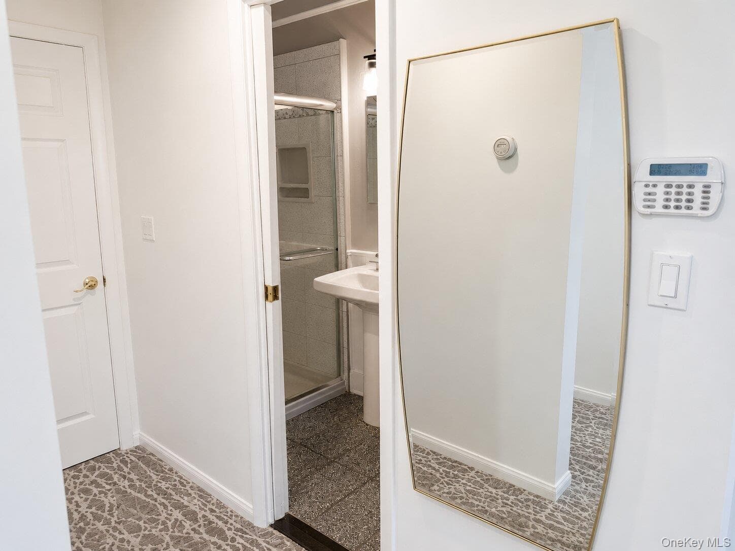 586 Harless Place thumbnail 17