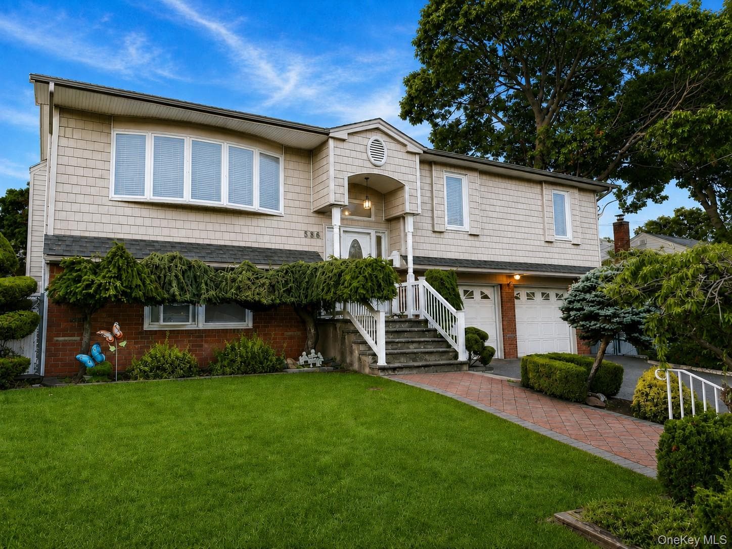 586 Harless Place thumbnail 2