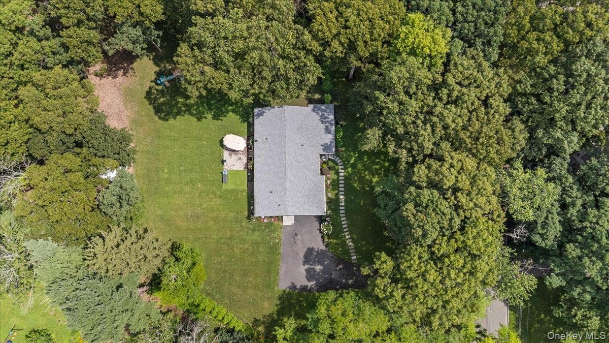 23 Overlook Drive thumbnail 40