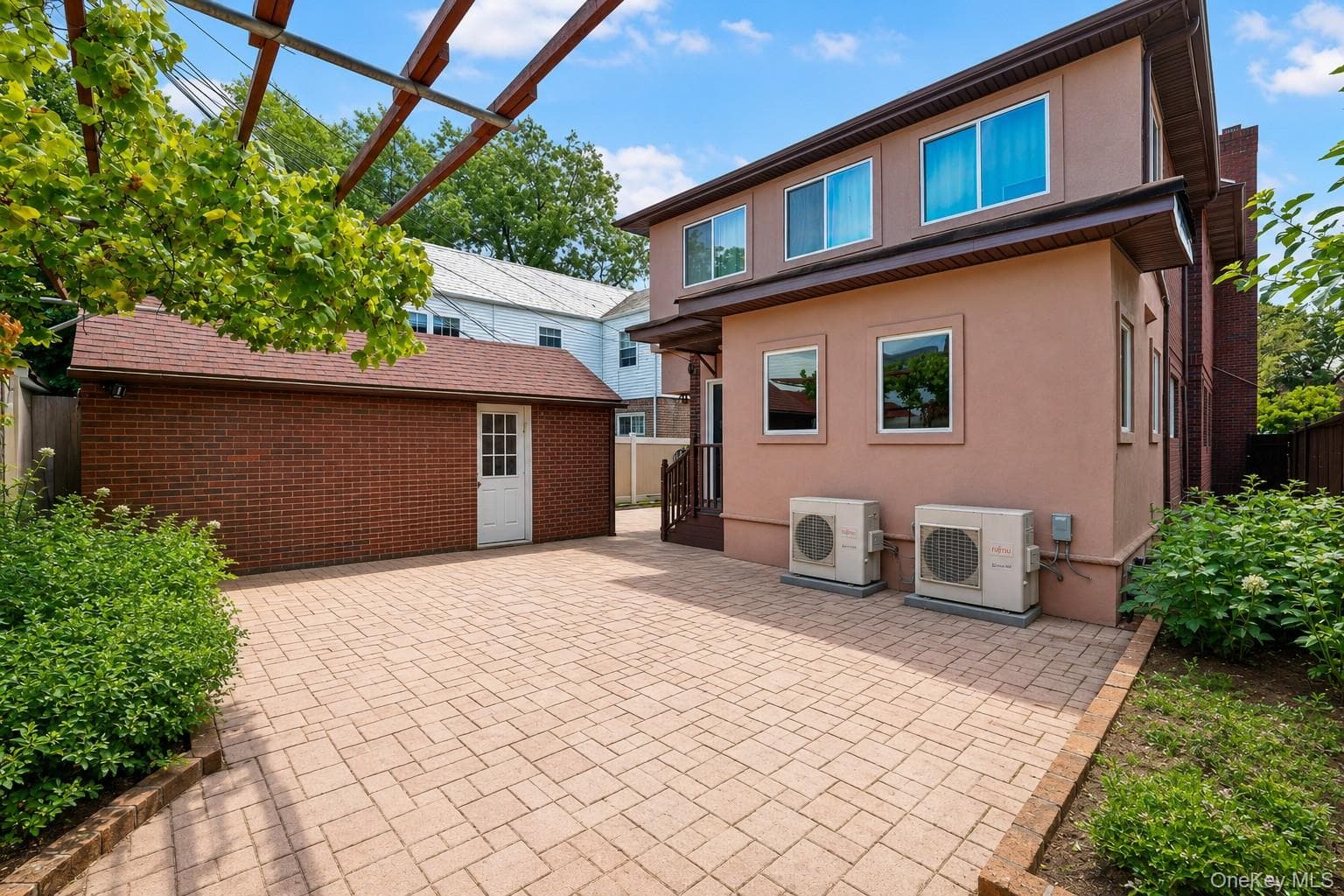 141-63 73rd Terrace thumbnail 23