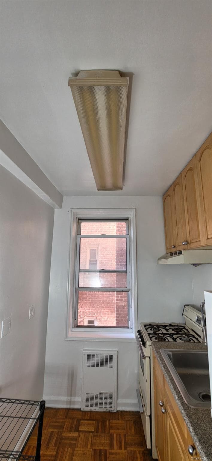 143-25 84th Drive Unit: 2E thumbnail 11