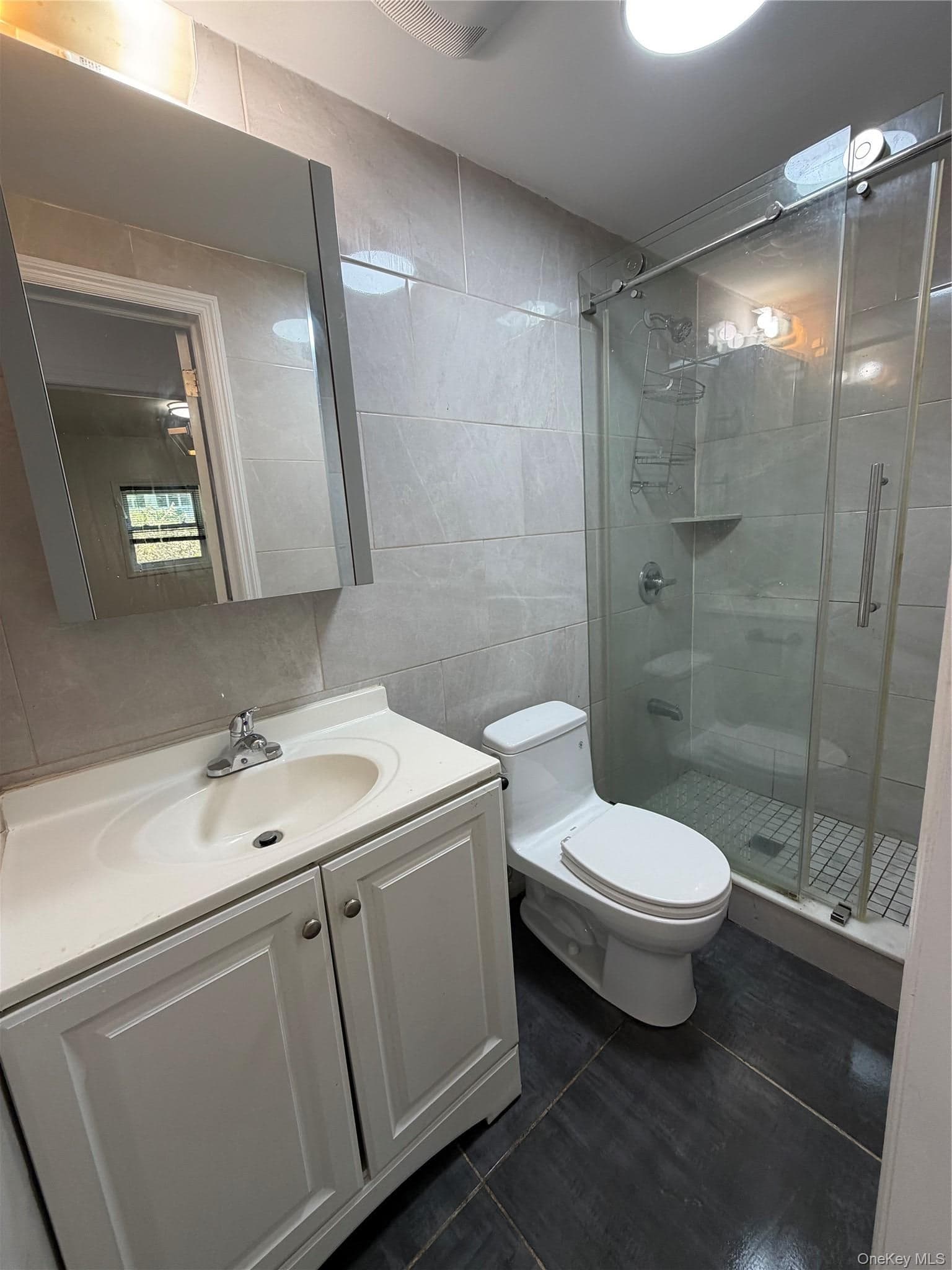 2067 Van Hoesen Avenue Unit: 1 FL thumbnail 4