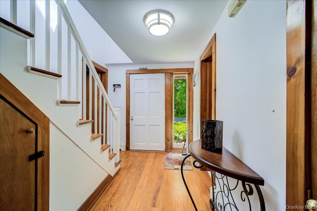 10-12 Woodlea Road thumbnail 6