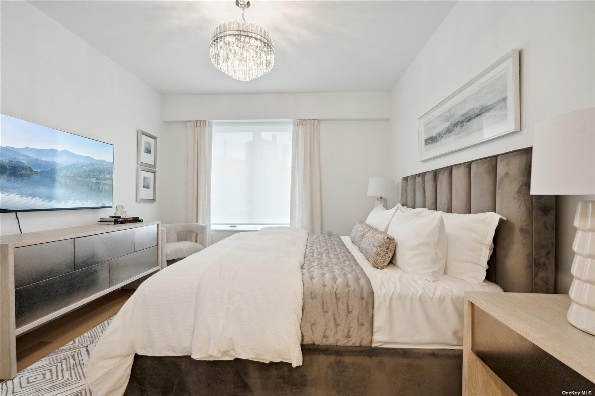 218 Middle Neck Road Unit: 202 thumbnail 12