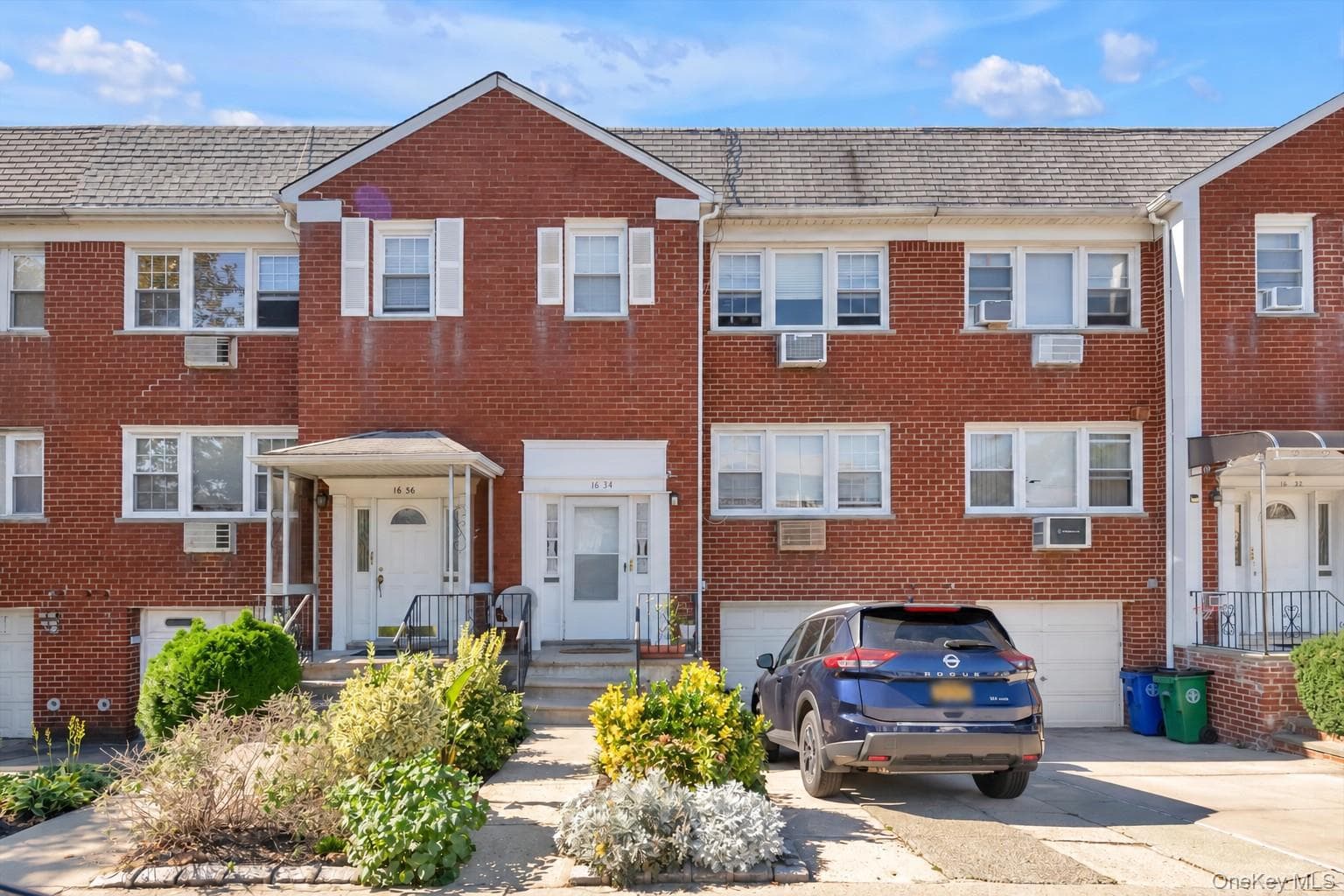 1634 Bell Boulevard, Bayside