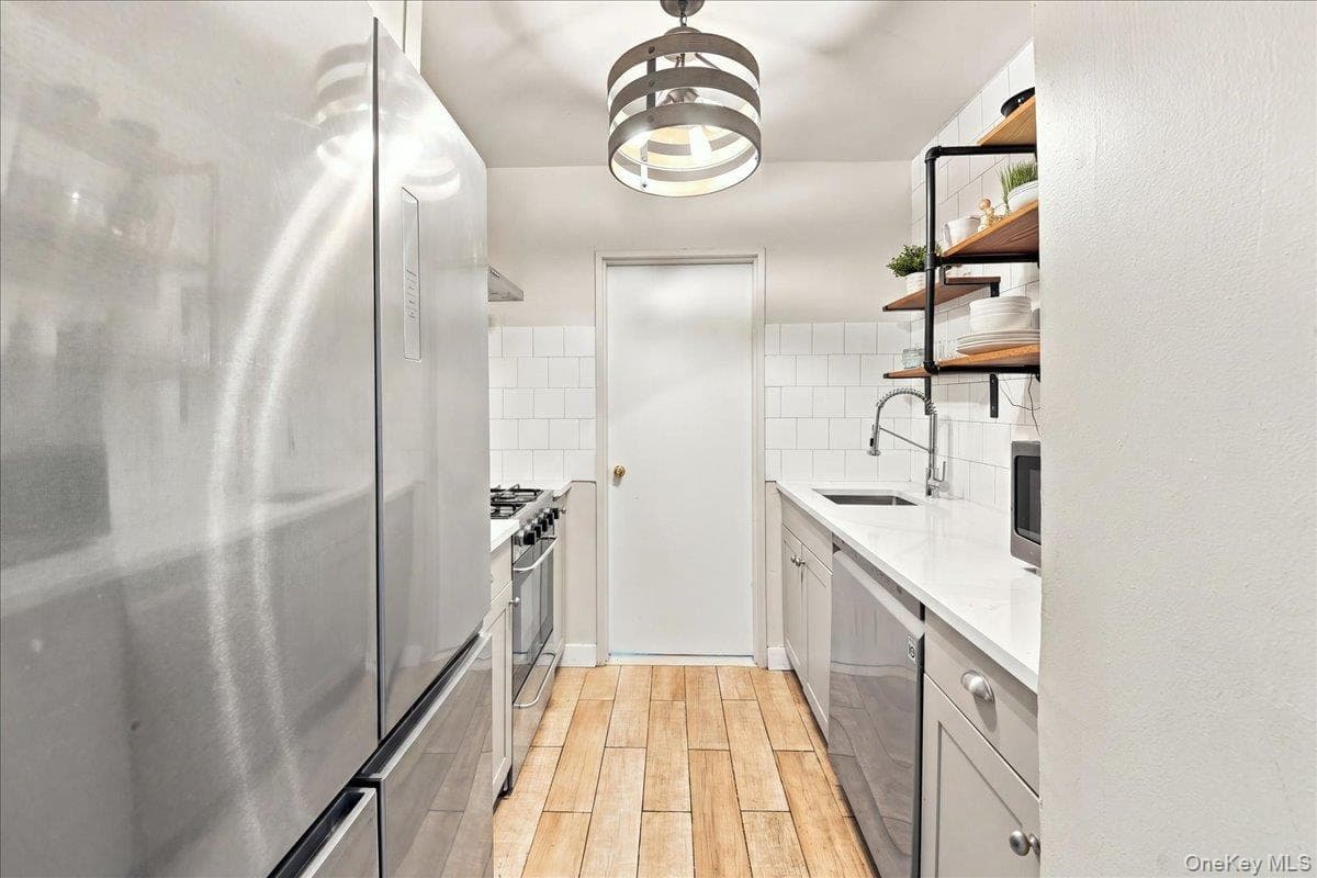 3065 Sedgwick Avenue Unit: 6B thumbnail 5