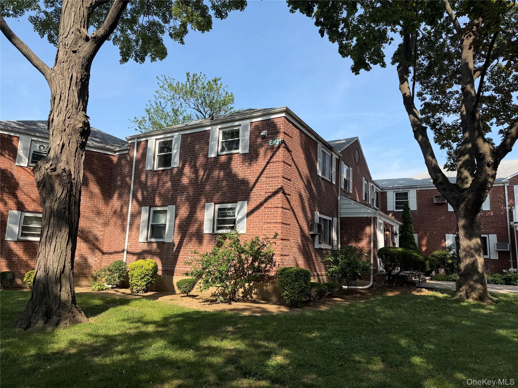 255-49 75th Avenue Unit: 2nd Floor thumbnail 11