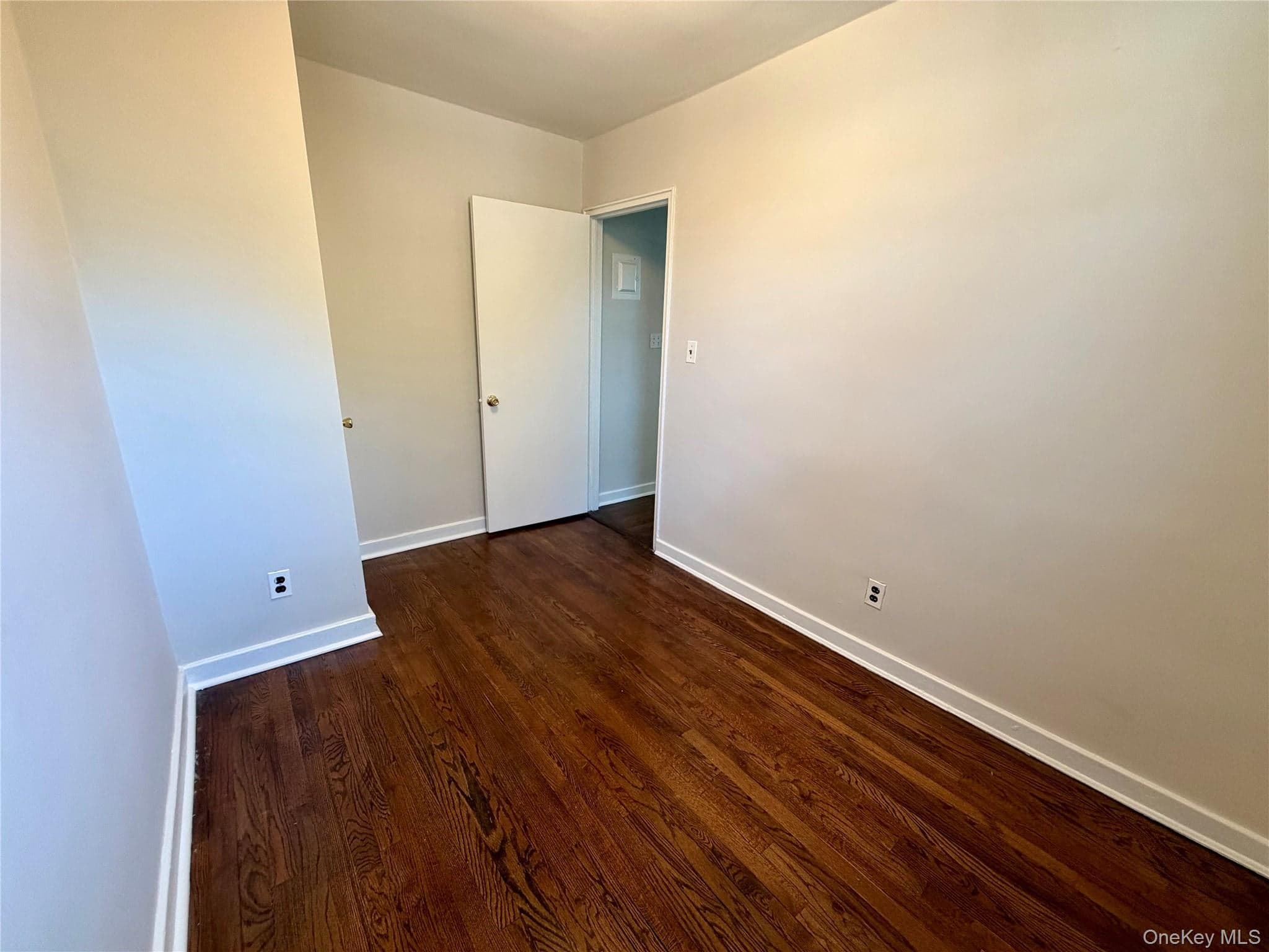 255-49 75th Avenue Unit: 2nd Floor thumbnail 8