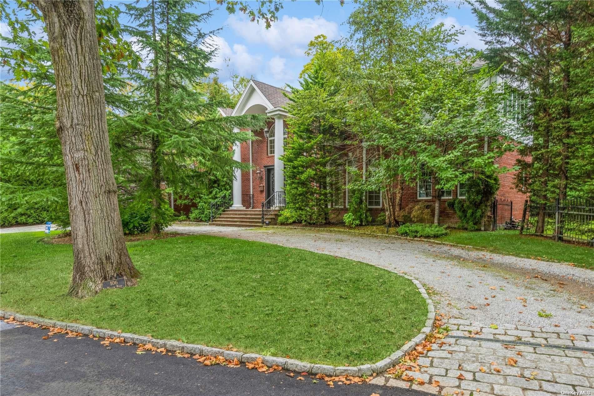 106 Willow Road photo 1