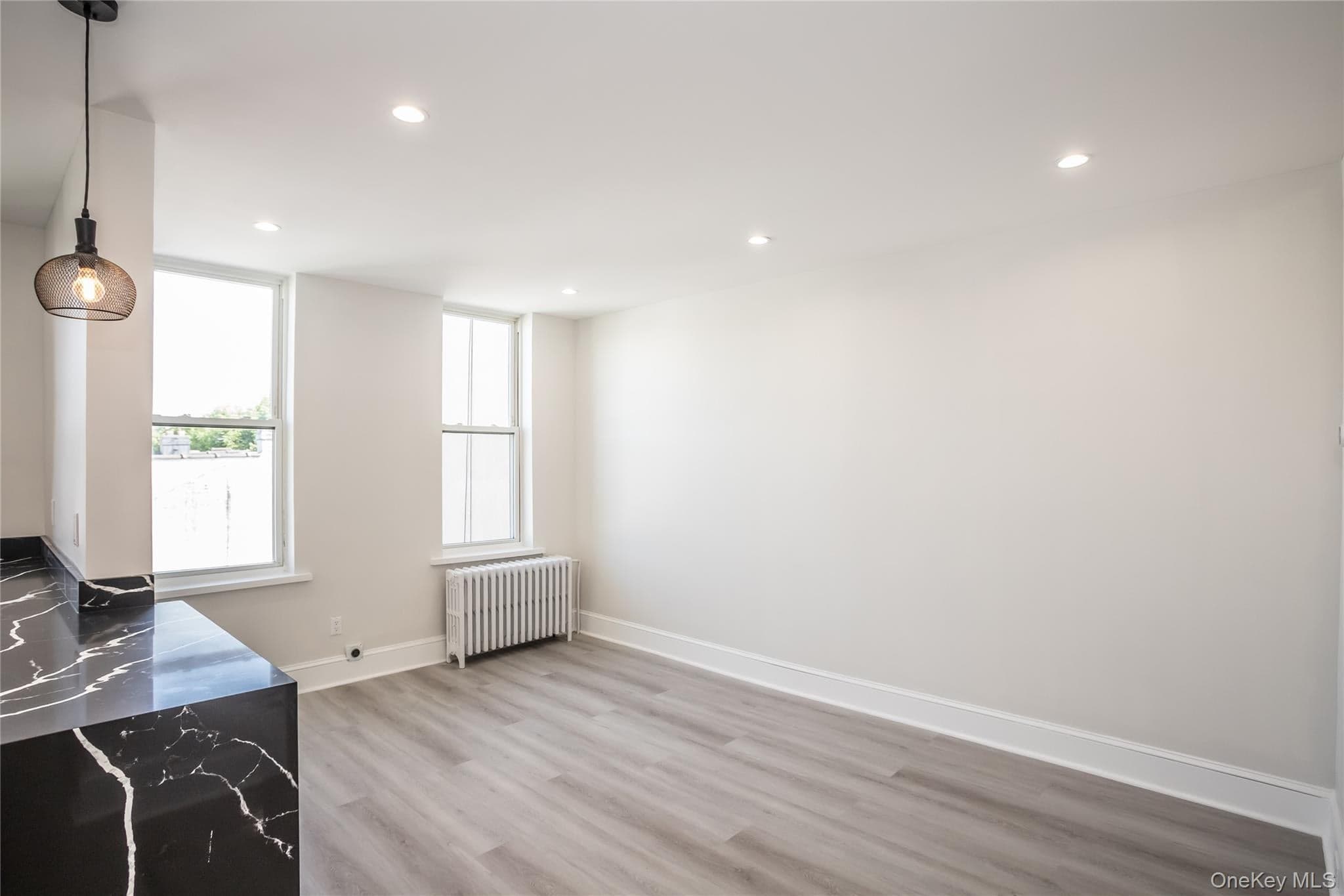 6717 Myrtle Avenue thumbnail 22