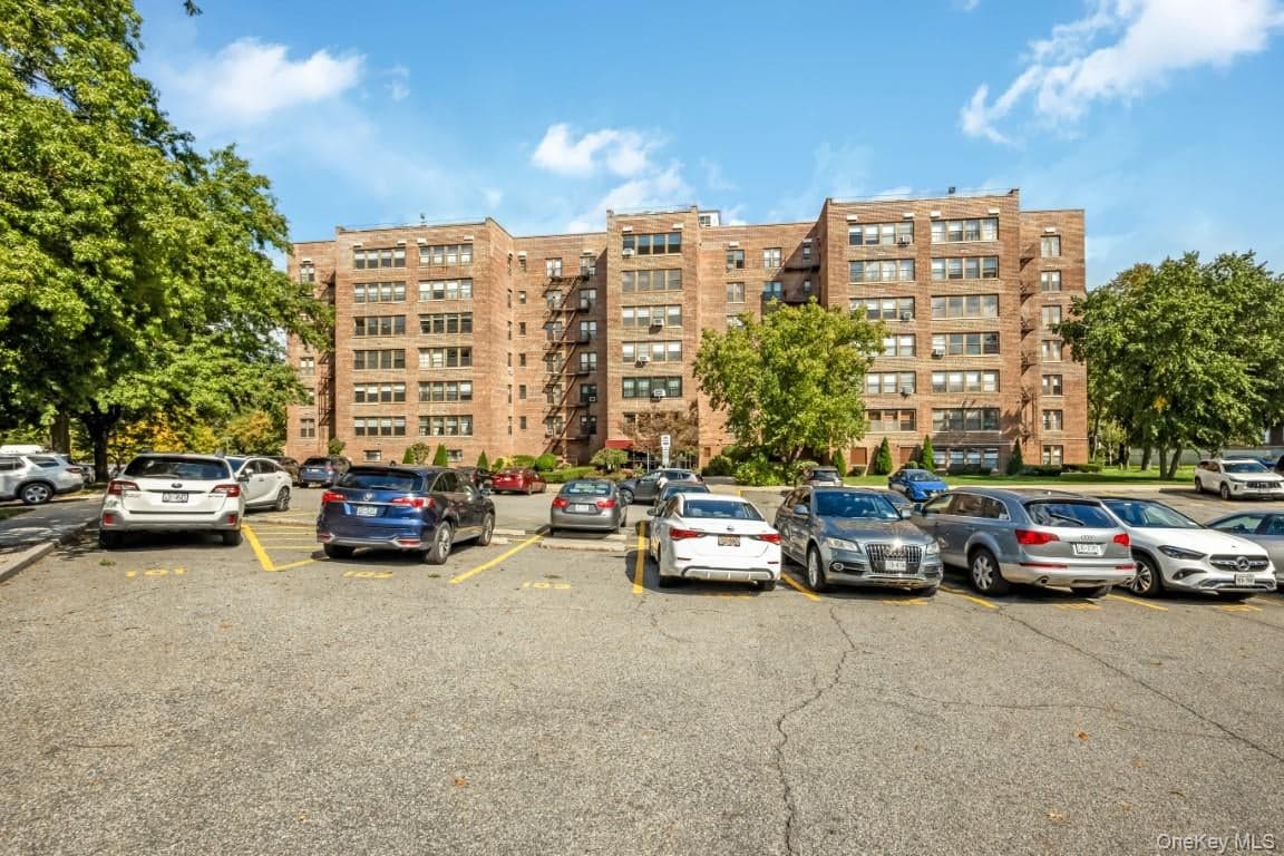 18-35 Corporal Kennedy Street Unit: 4F thumbnail 18